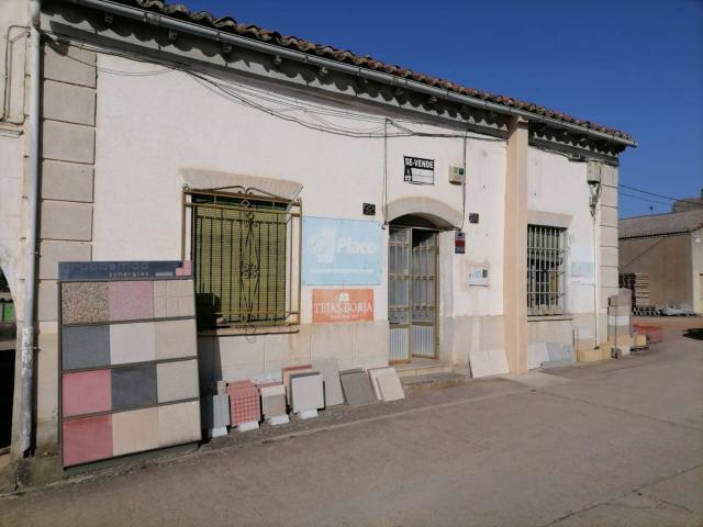 Oficina en venta con 180 m2, 2 dormitorios en Ciudad Rodrigo