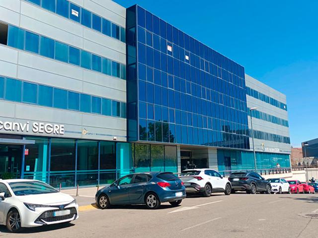 Oficina en venta con 186 m2, en Els Magraners Lleida