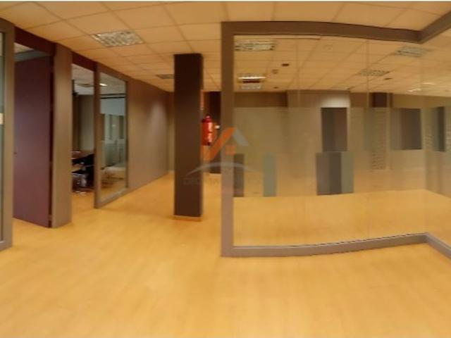 Oficina en venta con 188 m2, en San Caetano San Cayetano Santiago de Compostela, Ensanche Sar