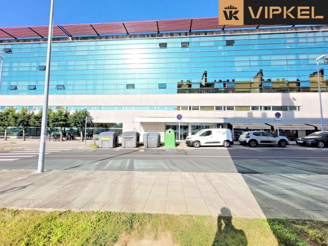 Oficina en venta con 186 m2, en San Caetano San Cayetano Santiago de Compostela
