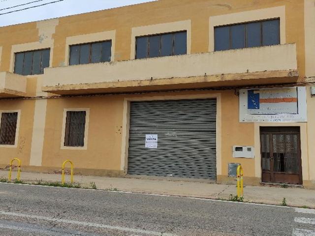 Oficina en venta con 256 m2, en Algemesí