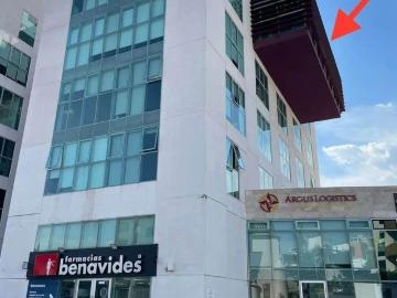 Oficina en venta con terraza privada en Milenio III