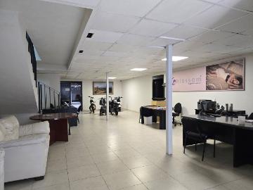 Oficina en venta con bodega jardines del bosque
