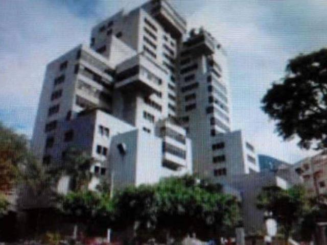 OFICINA EN VENTA EN MULTICENTRO EMPRESARIA DEL ESTE /#MRC