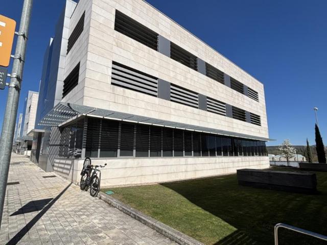 Oficina en venta en Mutilva Navarra