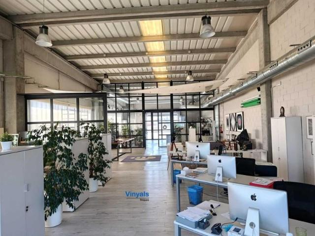 Nave industrial en venta en Mataró, Rocafonda