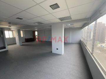 Oficina en venta en Miraflores a S/617,400