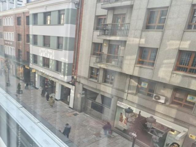 Oficina en Venta en Oviedo, Asturias