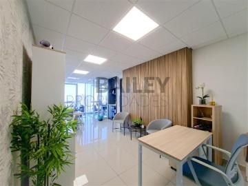 Oficina en Venta en Avenida Bosques de Montemar
