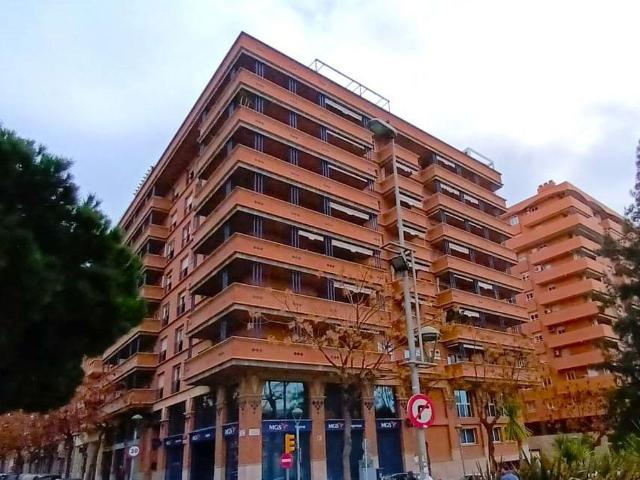 Oficina en venta en avenida De Roma, Tarragona, de 128 m² por 149.900