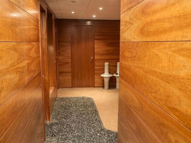 Oficina en venta en avenida De Roma, Barcelona, de 125 m² por 350.000
