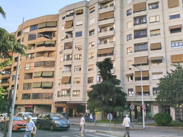Oficina en venta en Badajoz, Centro