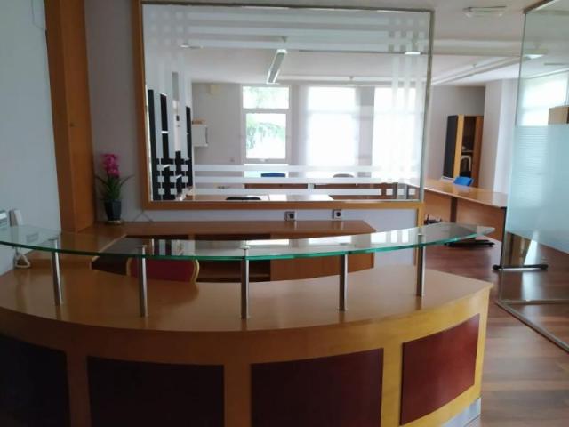 Oficina en venta en Badajoz, Valdepasillas