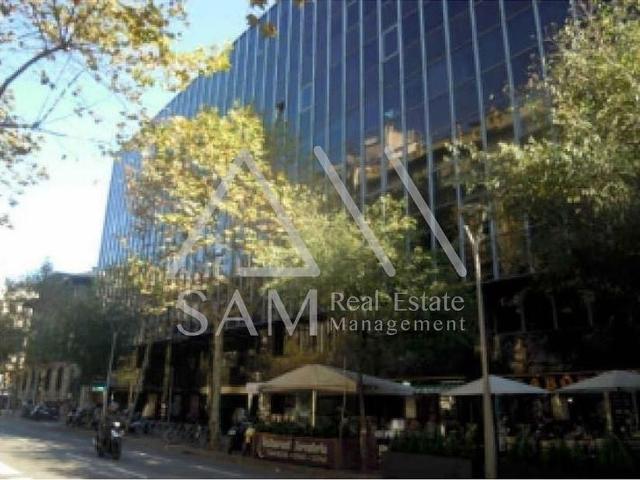 Oficina en venta en Barcelona, de 186 m² por 614.000