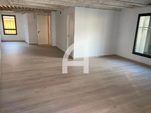 Oficina en venta en calle Anselm Clavé, Granollers, de 25 m² por 165.000