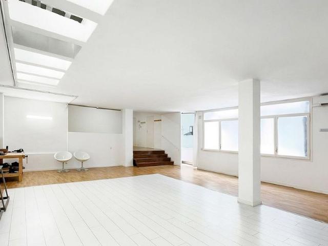 Oficina en venta en calle De Marià Cubí, Barcelona, de 112 m² por 325.000