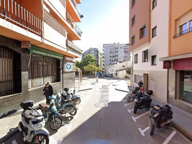 Oficina en venta en Lloret de Mar, de 293 m² por 160.000