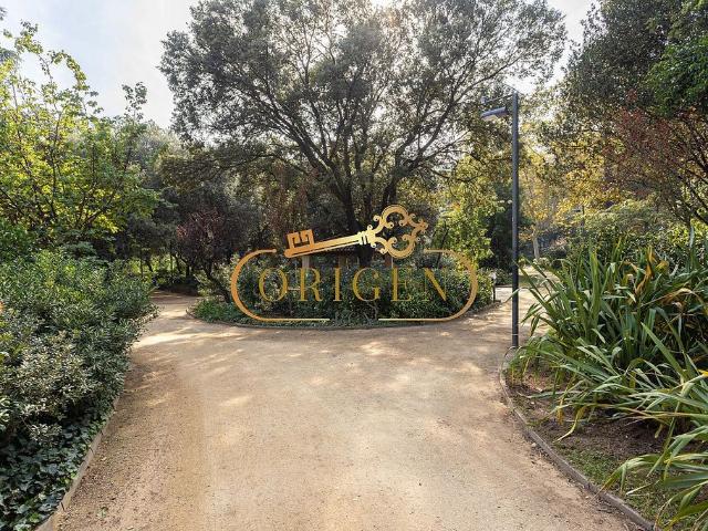 Oficina en venta en calle Del Mestre Nicolau, Barcelona, de 159 m² por 640.000