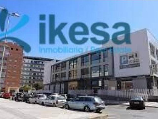 OFICINA EN VENTA EN CALLE EMIRES