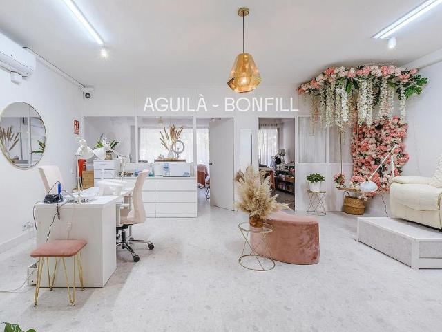Oficina en venta en calle Gran Via de Les Corts Catalanes, Barcelona, de 90 m² por 330.000