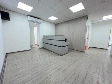 Oficina en Venta en Calle La Concepción 81, Providencia