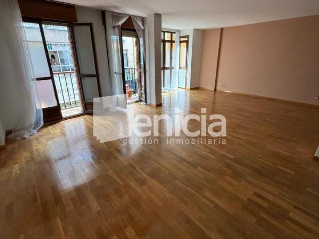 Oficina en venta en Centro 33002