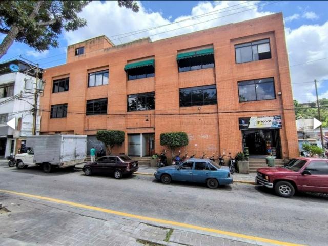 OFICINA EN VENTA EN EL PUEBLO DE BARUTA