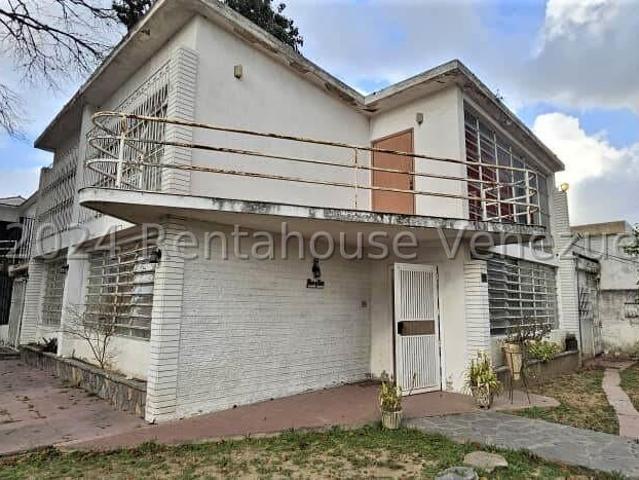 Oficina en Venta en El Paraiso, Caracas