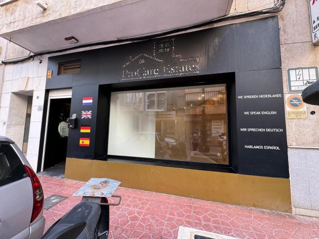 Oficina en venta en Guardamar del Segura Alicante