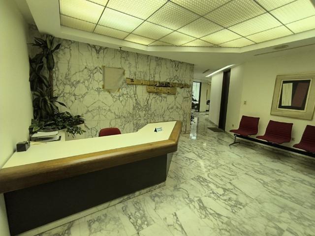 Oficina en venta en la Av. Urdaneta, en pleno corazón de Caracas