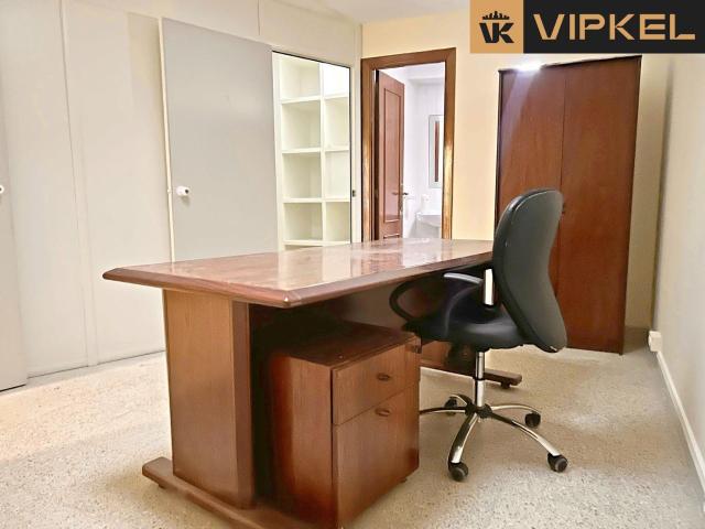 Oficina en venta en La Coruña La Coruña
