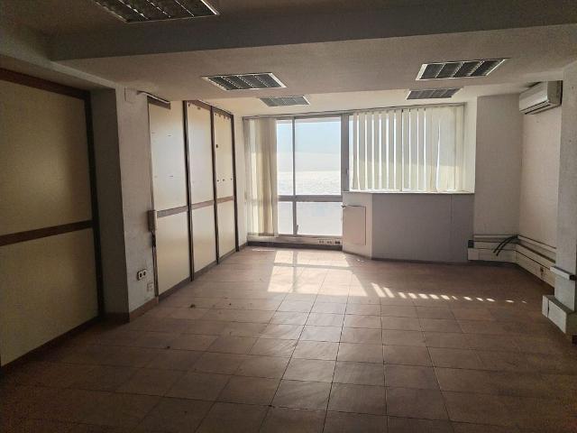 Oficina en venta en Lloret de Mar, de 198 m² por 325.000