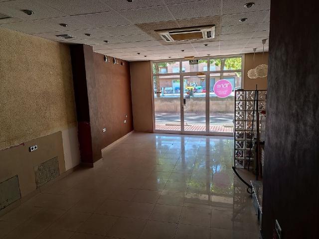 Oficina en venta en pasaje Miquel Aragonès, Lleida, de 146 m² por 73.900