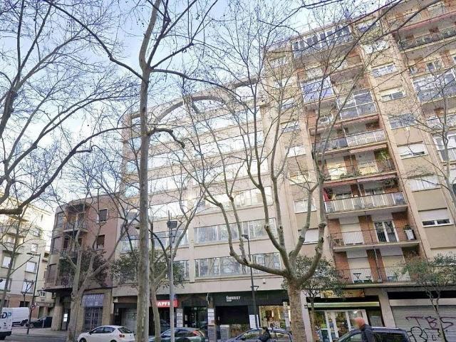 Oficina en venta en paseo De Prim, Reus, de 118 m² por 125.000