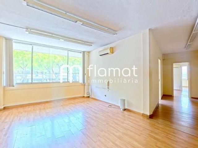 Oficina en venta en rambla Nova, Tarragona, de 131 m² por 265.000