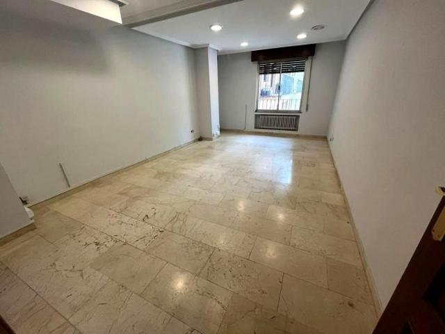 Oficina en venta en Salamanca, Calle Zamora, 37002