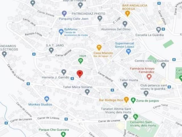Oficina en venta en Sant Vicenç dels Horts, de 443 m² por 118.180