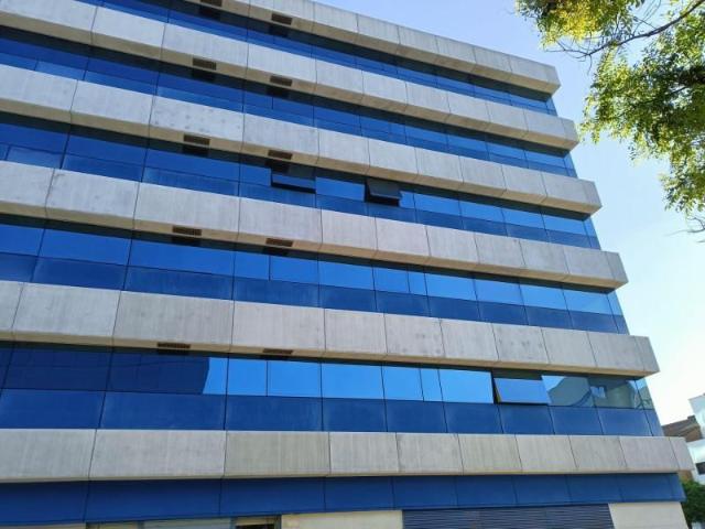Oficina en venta en Sevilla, El Carmen