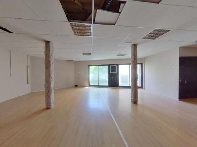 Oficina en venta en Tarragona, de 390 m² por 163.370
