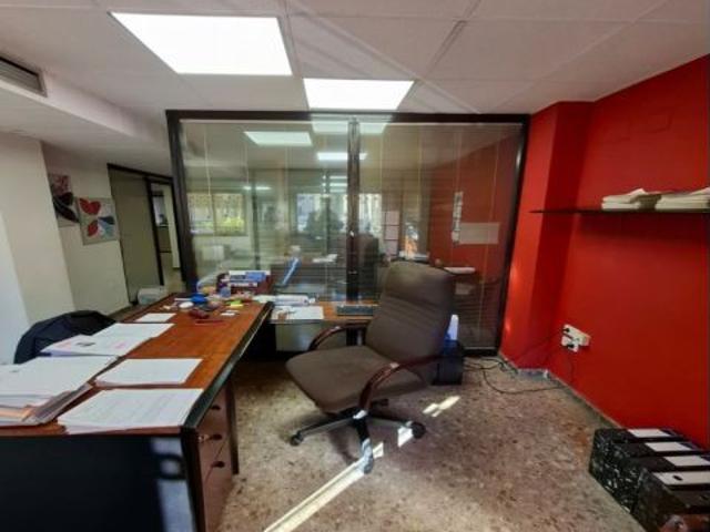 Oficina en Venta en Valencia de las Torres, Valencia
