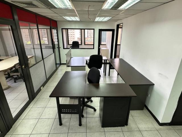 Oficina en venta y/o alquiler, Multicentro empresarial del este Chacao