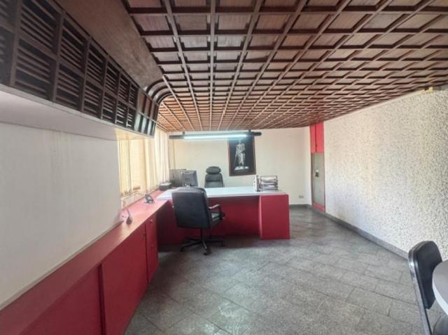 APARTAMENTO EN VENTA 145 M2 AVENIDA LIBERTADOR