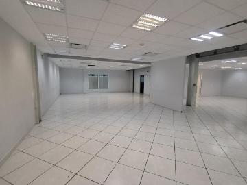 Oficina en Zona comercial Desarrollo Urbano 3 R?os