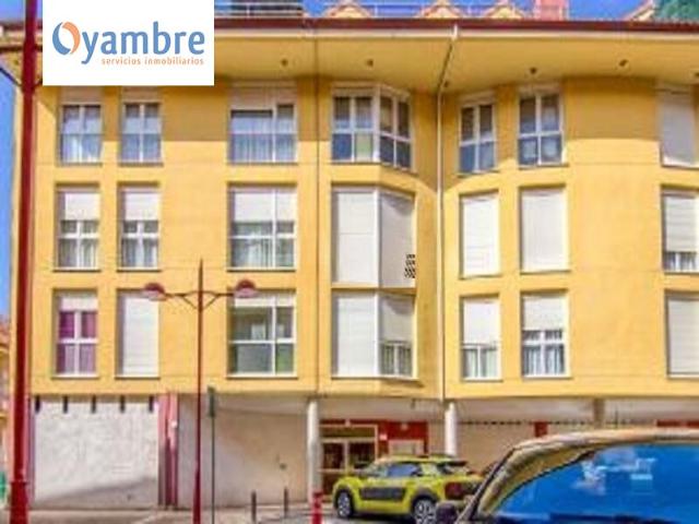 OFICINA ENTREPLANTA EN AMPUERO. RESIDENCIAL AMANECER