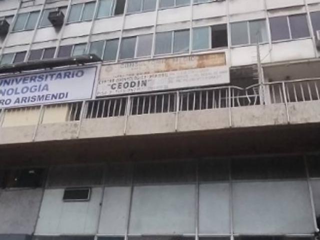 Oficina espaciosa en alquiler en Bello Monte /#MY
