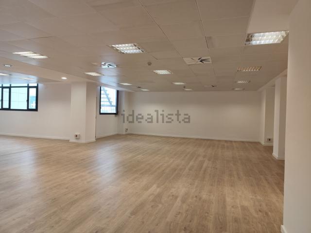 Oficina, Esplugues de Llobregat
