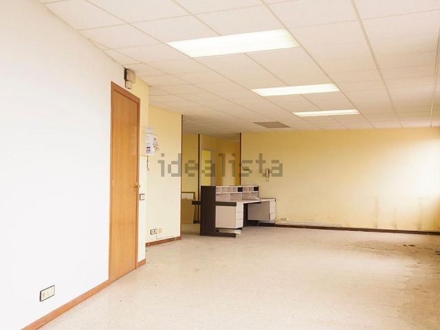 Oficina, Figueres