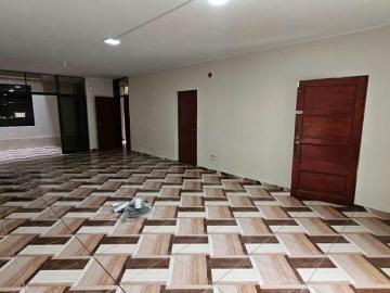 Oficina implementada Alquiler Frente Parque Cerca aeropuerto