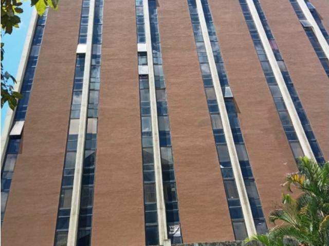 OFICINA LA URBINA 113 Mts2