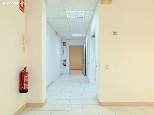 Oficina lista para adaptar en calle Zamora
